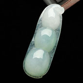冰种晴水缅甸翡翠A货四季豆挂件