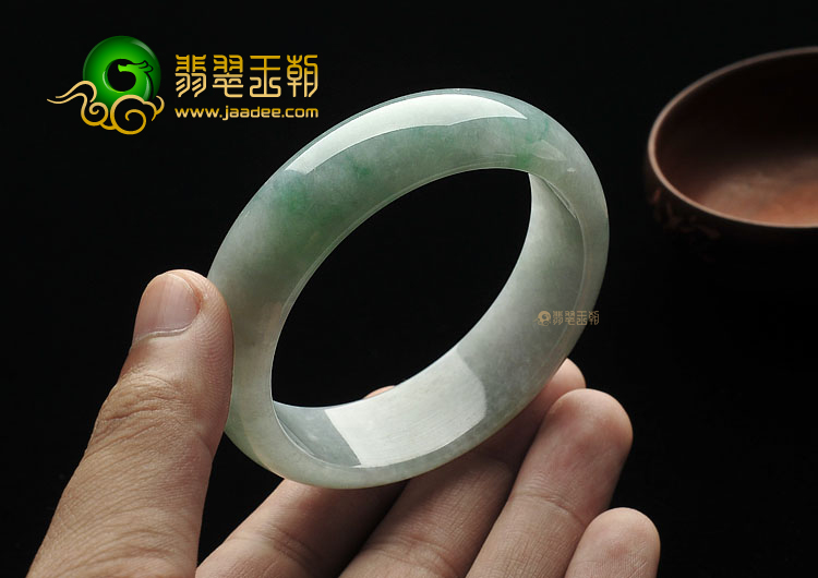 糯冰种晴水缅甸翡翠A货手镯(57.5mm)
