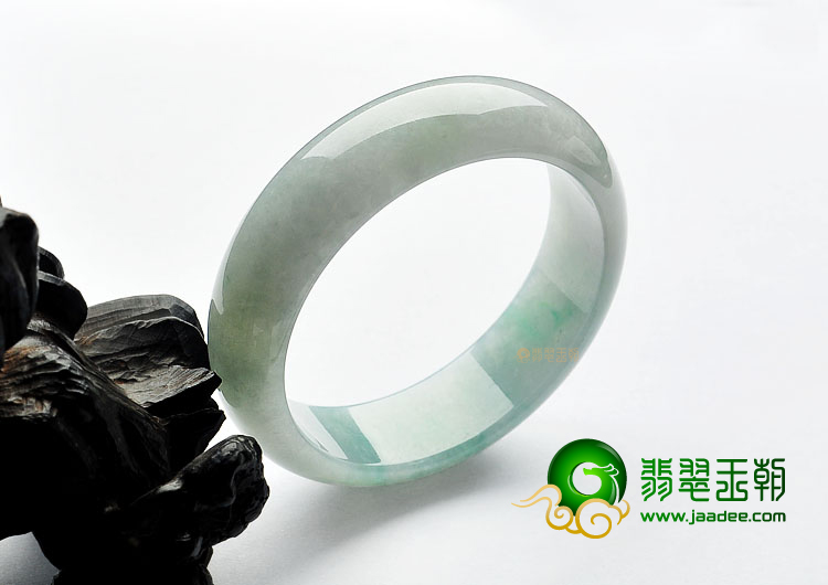 糯冰种晴水缅甸翡翠A货手镯(57.5mm)