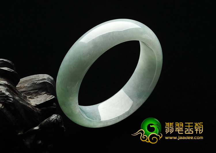 糯冰种晴水缅甸翡翠A货手镯(52.3mm)