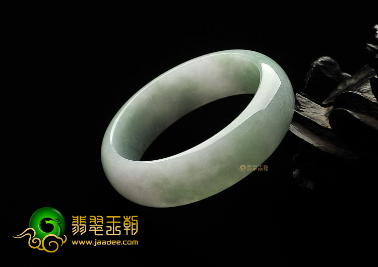 糯冰种晴水缅甸翡翠A货手镯(61.9mm)
