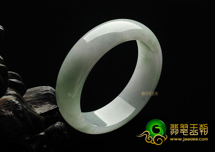 糯冰种晴水缅甸翡翠A货手镯(61.9mm)
