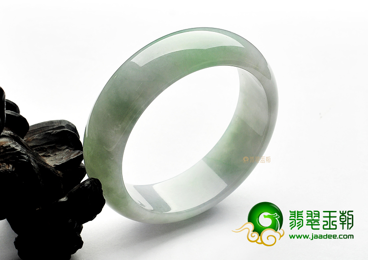 糯冰种晴水缅甸翡翠A货手镯(61.9mm)