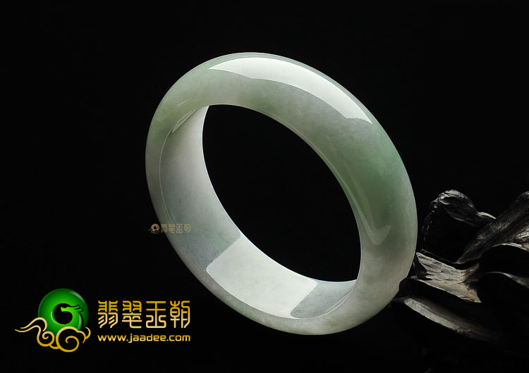 糯冰种晴水缅甸翡翠A货手镯(61.9mm)