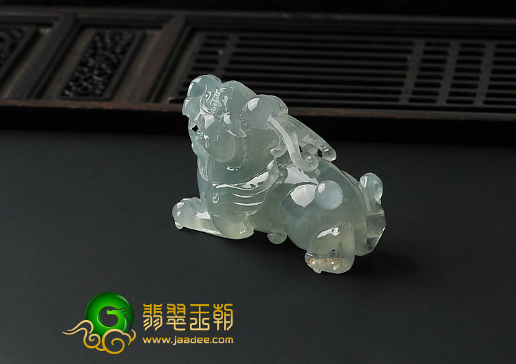 冰种晴水缅甸翡翠A货貔貅挂件