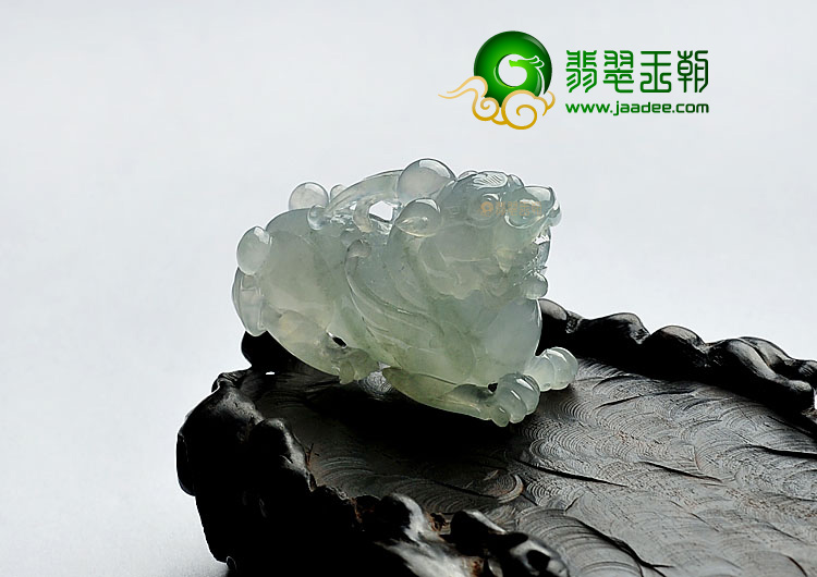 冰种晴水缅甸翡翠A货貔貅挂件