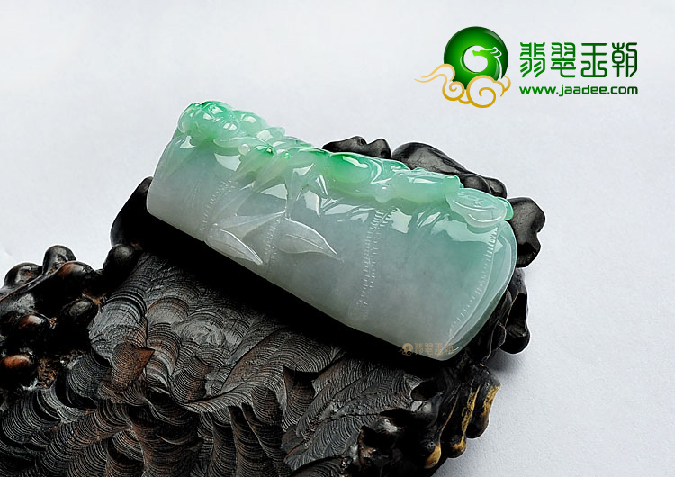 糯冰种飘翠缅甸翡翠A货节节高挂件