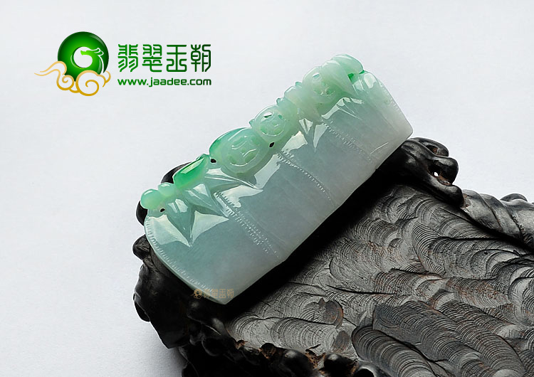 糯冰种飘翠缅甸翡翠A货节节高挂件