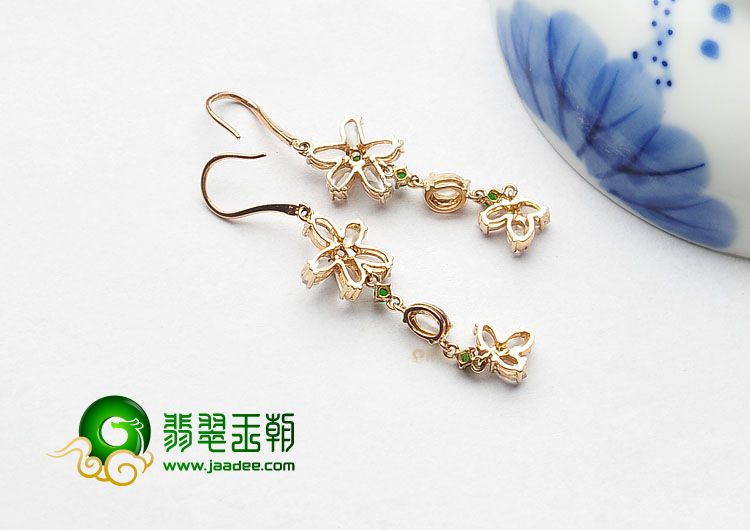 玻璃种无色缅甸翡翠A货镶玫瑰金耳坠(真钻)