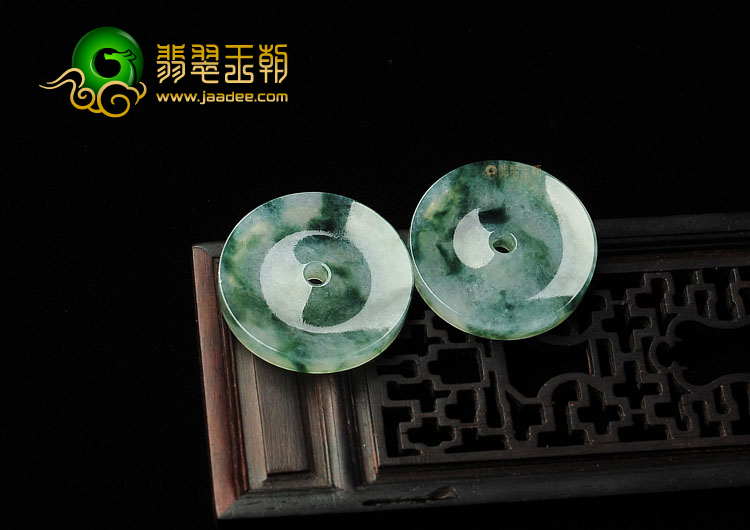 冰种飘花缅甸翡翠A货平安扣挂件(一对)