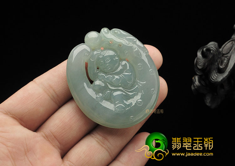 糯冰种晴水缅甸翡翠A货童子挂件