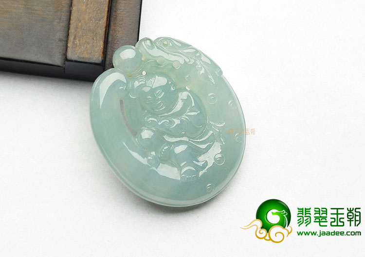 糯冰种晴水缅甸翡翠A货童子挂件