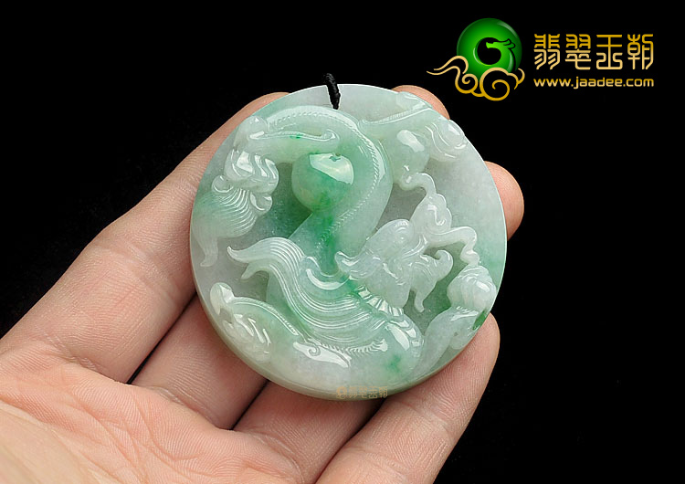 糯冰种飘翠缅甸翡翠A货龙牌挂件
