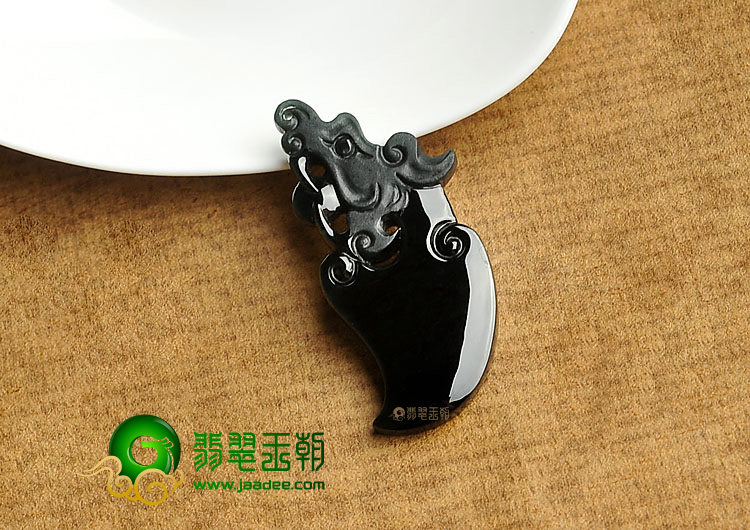 冰种墨翠缅甸翡翠A货仿古龙挂件