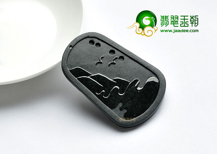 糯冰种墨翠缅甸翡翠A货美猴王挂件