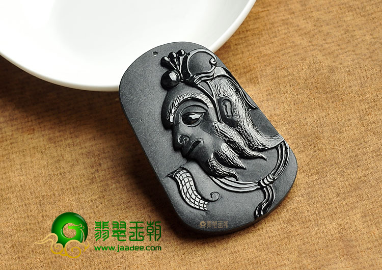 糯冰种墨翠缅甸翡翠A货美猴王挂件