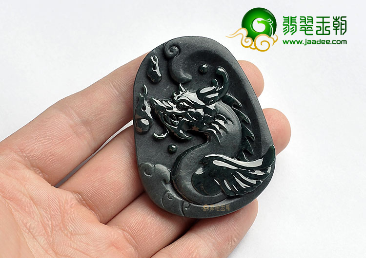 冰种墨翠缅甸翡翠A货飞龙在天挂件