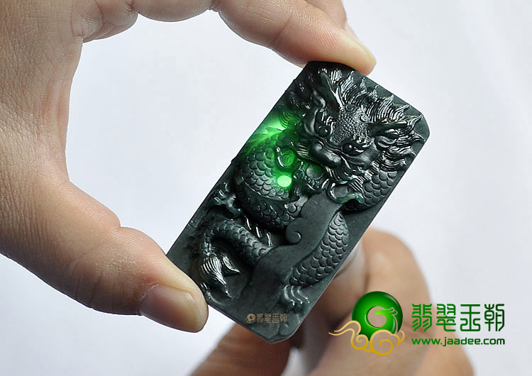 冰种墨翠缅甸翡翠A货龙牌挂件