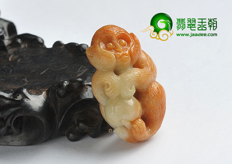 糯冰种红黄翡缅甸翡翠A货灵猴献寿挂件