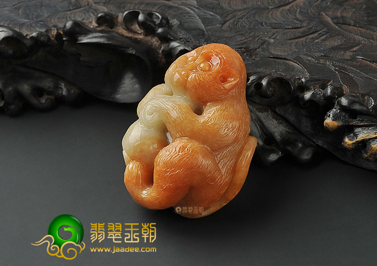 糯冰种红黄翡缅甸翡翠A货灵猴献寿挂件