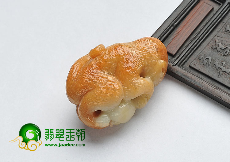 糯冰种红黄翡缅甸翡翠A货灵猴献寿挂件