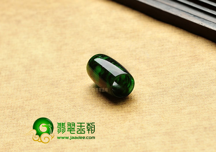 糯冰种癣加绿缅甸翡翠A货路路通挂件