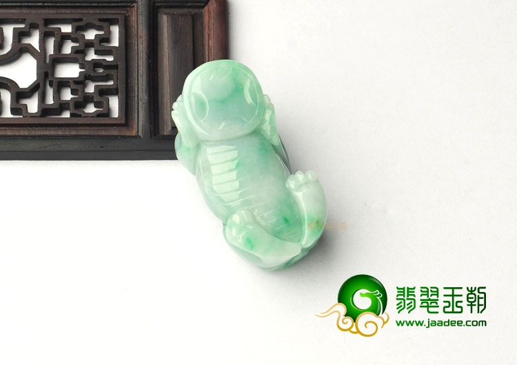 糯冰种飘翠缅甸翡翠A货貔貅挂件