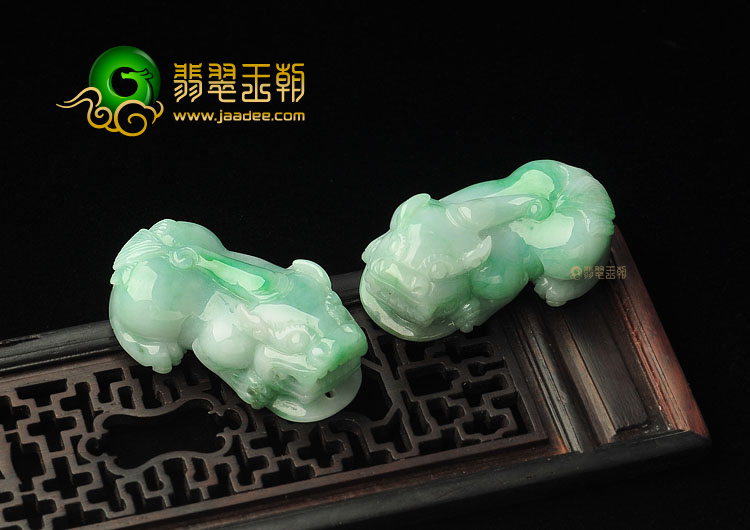 糯冰种飘翠缅甸翡翠A货貔貅挂件(单价)