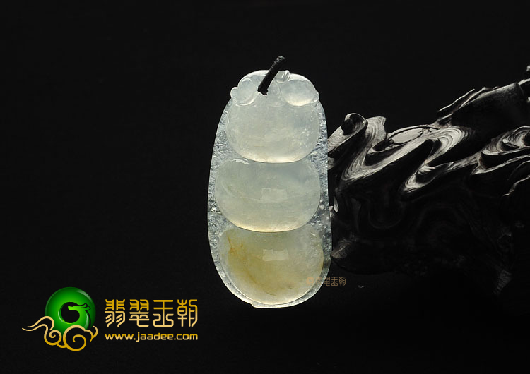 冰种晴水带黄翡缅甸翡翠A货四季豆挂件