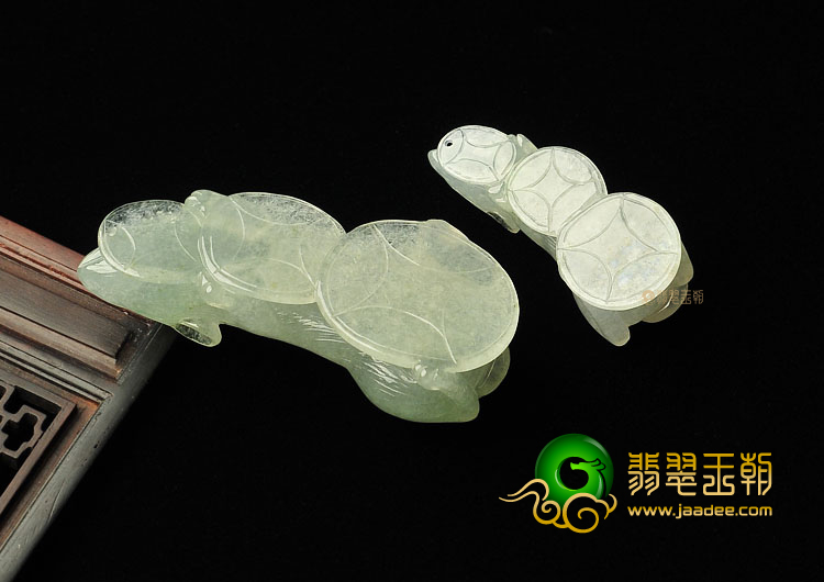糯冰种晴水缅甸翡翠A货招财玉鼠挂件(一对)