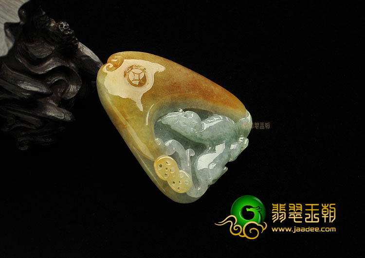 糯冰种晴水褐黄翡缅甸翡翠A货仿古龙挂件