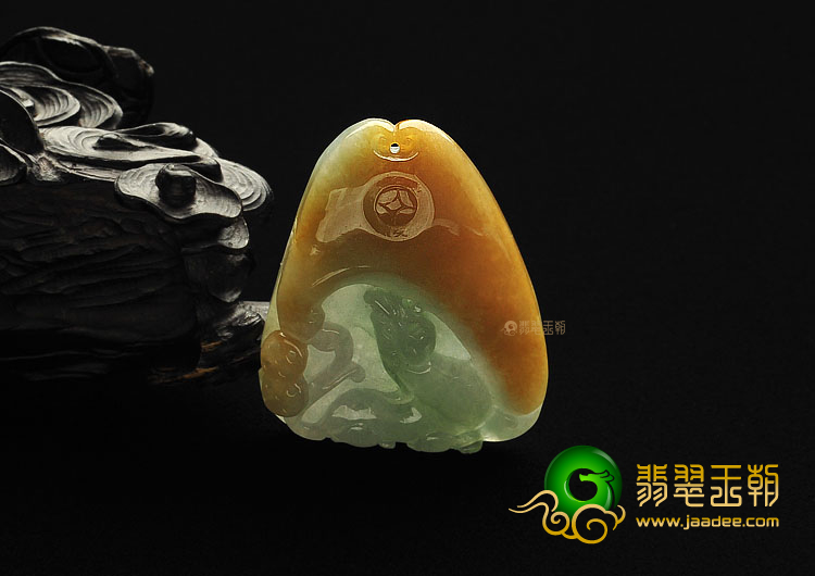 糯冰种晴水褐黄翡缅甸翡翠A货仿古龙挂件