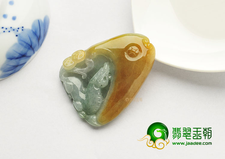 糯冰种晴水褐黄翡缅甸翡翠A货仿古龙挂件