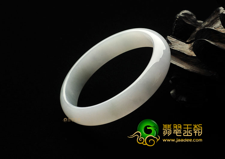 糯冰种晴水淡紫罗兰缅甸翡翠A货贵妃镯(54.7mm-49.3mm)