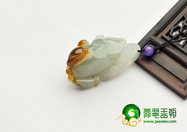 糯冰种褐黄翡缅甸翡翠A货貔貅挂件