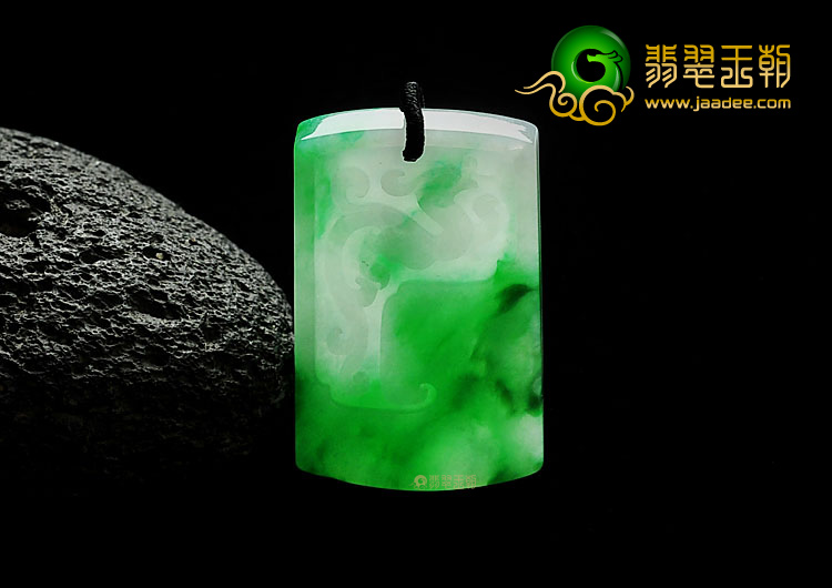 糯冰种翠色缅甸翡翠A货仿古凤牌挂件