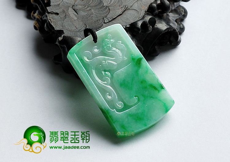 糯冰种翠色缅甸翡翠A货仿古凤牌挂件