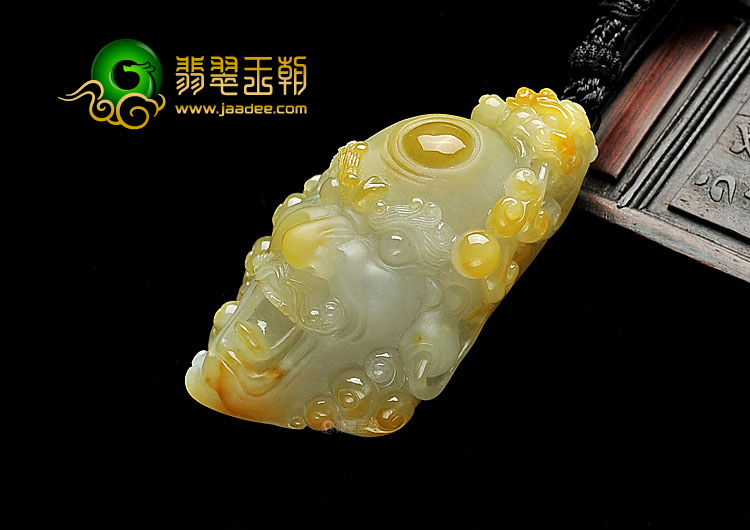 糯冰种褐黄翡缅甸翡翠A货降龙罗汉挂件