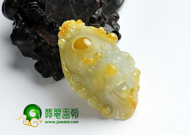 糯冰种褐黄翡缅甸翡翠A货降龙罗汉挂件