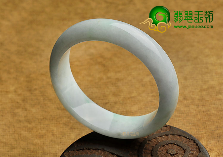 糯冰种飘翠缅甸翡翠A货手镯(59.1mm)