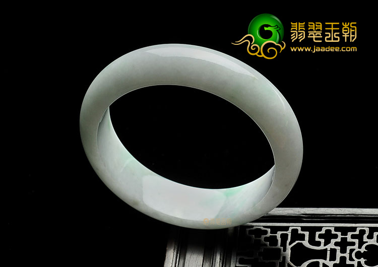糯冰种飘翠缅甸翡翠A货手镯(59.1mm)
