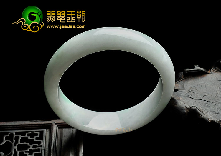 糯冰种飘翠缅甸翡翠A货手镯(59.1mm)