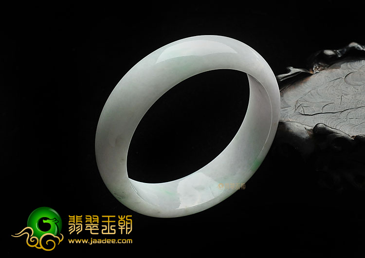 糯冰种淡春带彩缅甸翡翠A货手镯(57.3mm)