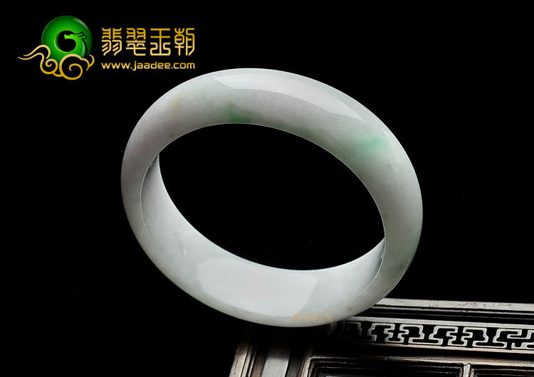 糯冰种淡春带彩缅甸翡翠A货手镯(57.3mm)