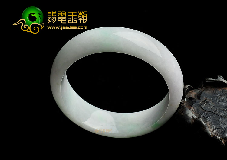 糯冰种淡春带彩缅甸翡翠A货手镯(57.3mm)