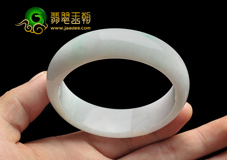 糯冰种淡春带彩缅甸翡翠A货手镯(57.3mm)