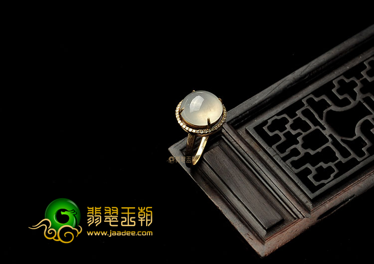 冰种无色缅甸翡翠A货镶玫瑰金戒指(真钻)