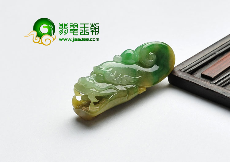 糯冰种黄加绿缅甸翡翠A货龙头挂件