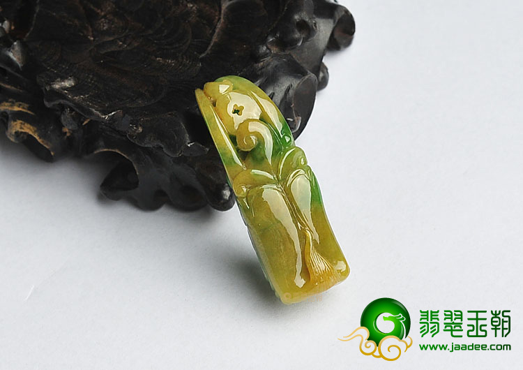 糯冰种黄加绿缅甸翡翠A货龙头挂件