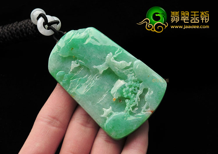 糯冰种豆色缅甸翡翠A货望月怀远挂件